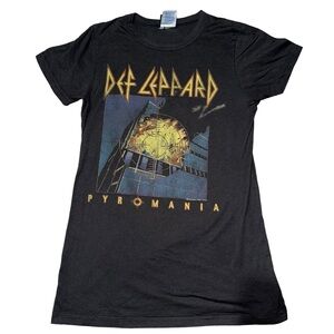 Deaf Leopard Pyromania 1983 Concert T-Shirt black men’s Size XL Junk Food EUC